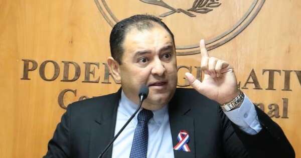 La Nación / Audios comprometen a senador azul con entorno del narcotráfico