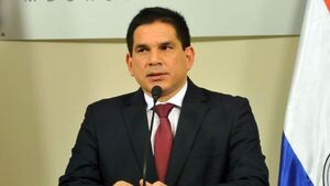 Senador cuestiona que oficialismo bloquea los pedidos de interpelación