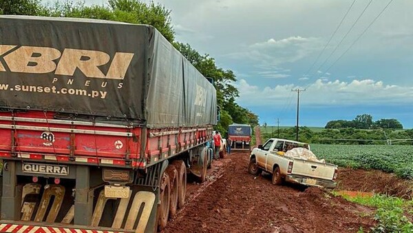 Alto Paraná: Crece demanda de asfaltado impulsada por comisiones