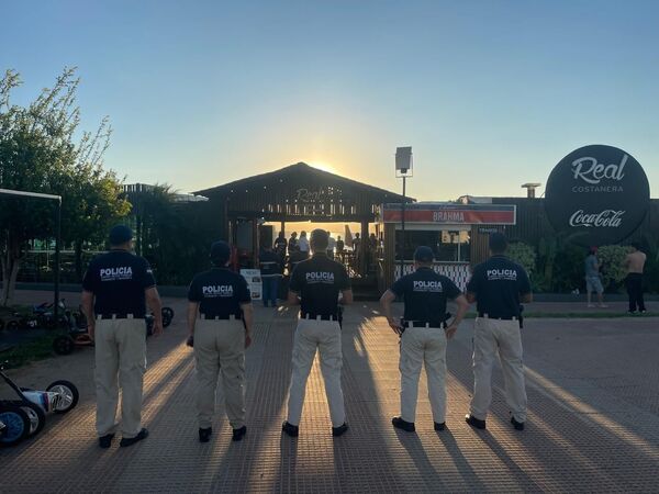 CLAUSURAN RESTAURANTE EN PLENA COSTANERA DE ENCARNACIÓN