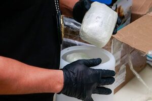 Detectan encomienda con marihuana vip proveniente de Estados Unidos en el Aeropuerto