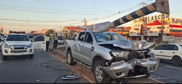 Grave accidente en MRA: peatón herido y conductor prófugo