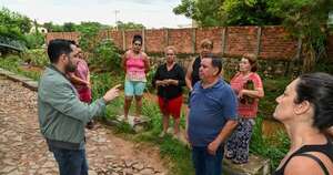 La Nación / Intendente de Asunción coordina acciones con vecinos tras intensas lluvias