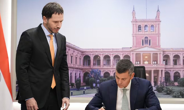 Peña promulga reforma de la Caja Fiscal - OviedoPress