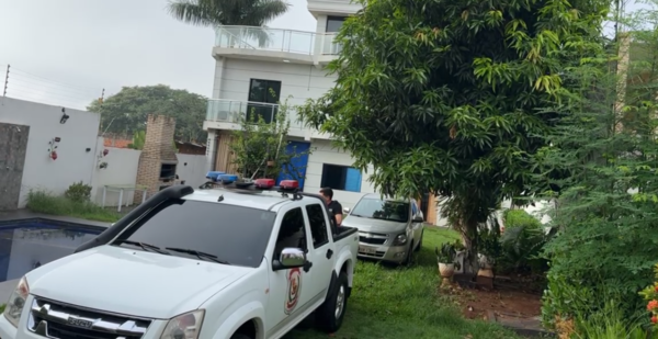 Trece detenidos tras allanamiento en CDE; aparentemente planeaban un robo