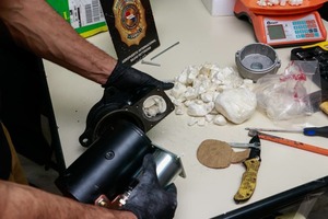 SENAD detecta cocaína oculta en un «motor de arranque»