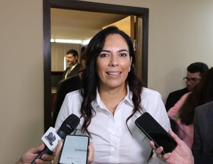 Ministra Centurión detalla ante el Congreso los avances del tren de cercanías - ADN Digital