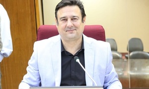 Antonnio Buzarquis anunció que pedirán interpelaciones ante déficit de medicamentos en hospitales - OviedoPress