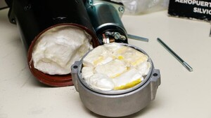 Senad detecta cocaína oculta en un motor de arranque en el Aeropuerto Silvio Pettirossi