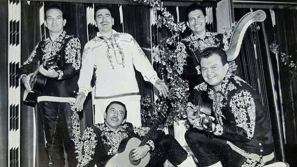 Homenaje a Luis Alberto del Paraná por su centenario