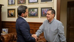 Latorre se reúne con Cartes en medio de grietas en el oficialismo