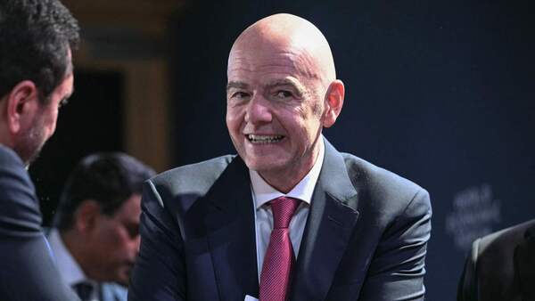 Infantino hace un llamamiento a la paz