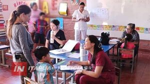 REALIZAN JORNADA DE ATENCIÓN MÉDICA ESCOLAR EN CARMEN DEL PARANÁ