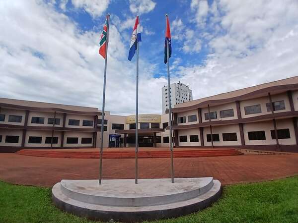 Denuncian venta irregular de terrenos municipales en Pedro Juan Caballero - Nacionales - ABC Color