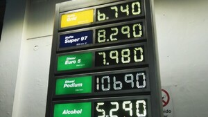 Emblemas suben combustibles por segunda vez en el mes
