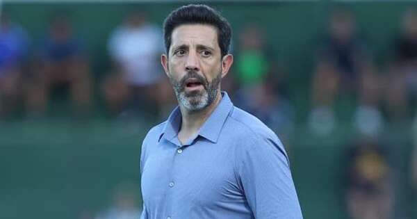 La Nación / Echaron a Jorge Bava y Achucarro es interino