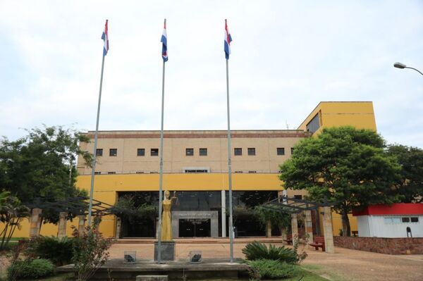 Asueto judicial y suspensión de plazos procesales en General José Eduvigis Díaz