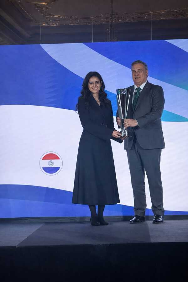 Paraguay recibe distinción y reconocimiento de ONU turismo y de la Federación Internacional del Automóvil