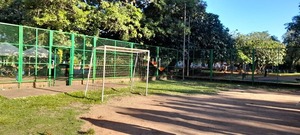 Encarnación proyecta la renovación total de la cancha en la Plaza de Armas