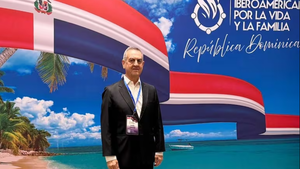 Yamil Esgaib viajó al Caribe, pero con fondos públicos