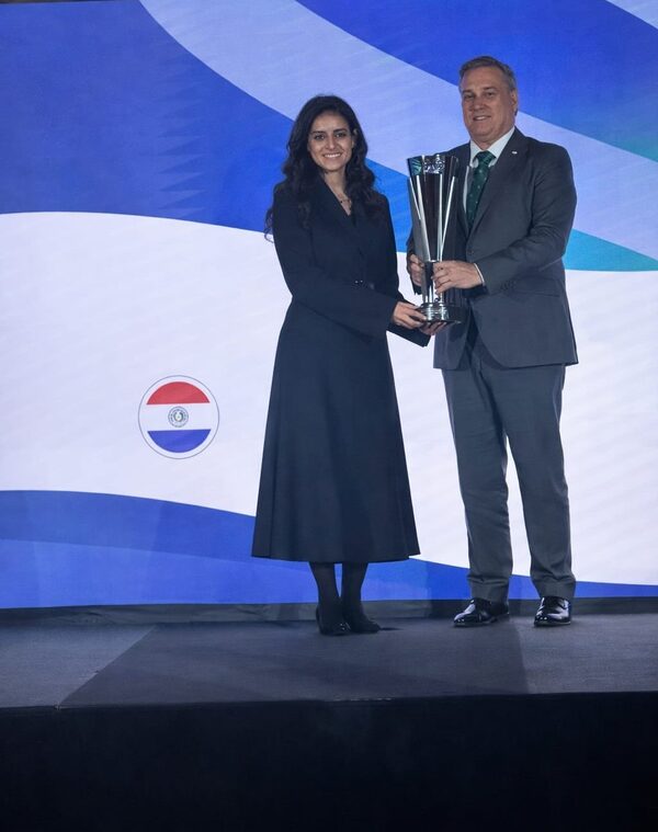 El WRC UENO Rally Paraguay fue distinguido en Madrid por ONU Turismo y la FIA por su excelencia en turismo deportivo sostenible - El Trueno