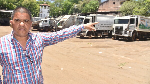 En medio de crisis de recolección de basura, destituyen a director de Servicios Urbanos