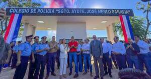La Nación / Peña encabezó la inauguración moderno colegio de policías en Paraguarí