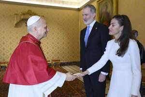 Los reyes Felipe y Letizia se reunieron con León XIV en el Vaticano - Gente - ABC Color