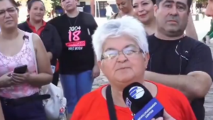 Abuela le dio un ultimátum al ministro de Educación: “si hoy no llegan los kits, cerramos la escuela”