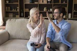 No hay tanta grieta generacional: lo que une a la Generación Z y los Silver - Estilo de vida - ABC Color