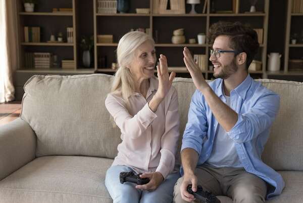 No hay tanta grieta generacional: lo que une a la Generación Z y los Silver - Estilo de vida - ABC Color