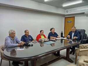 Brecha salarial y hambre en las guardias: el reclamo de los gremios al IPS - Nacionales - ABC Color