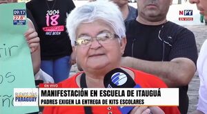 Abuela exige entrega de kits escolares y amenaza con tomar escuela