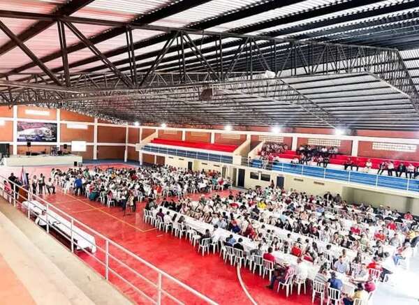 Denuncian uso de predio municipal en Independencia para mitin político de HC - Nacionales - ABC Color