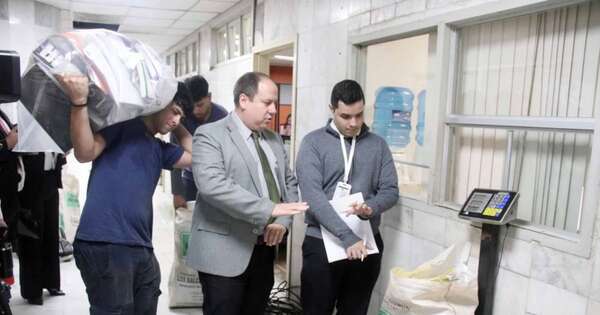 La Nación / Depuran más de 1.200 kg de papel y cartón en los juzgados Civil y Comercial de la Capital