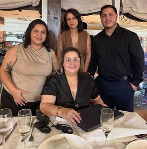 Llevo a la mami a la facu y ¡le dio para su recreo!