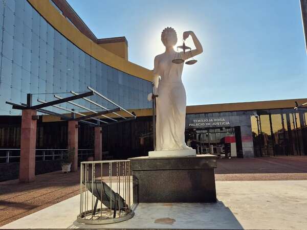 Cuestionan criterio de la justicia para enjuiciar a quienes denuncian irregularidades en Tomás Romero Pereira - Política - ABC Color