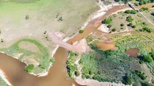 Detectan represa presumiblemente irregular que estaría afectando a arroyo Yabebyry - Nacionales - ABC Color