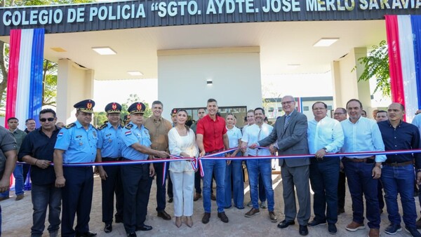 Baruja recibió espaldarazo de Peña en un acto de gobierno en su feudo