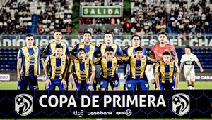 Futbolistas de Luqueño fueron atacados con petardos en pleno entrenamiento