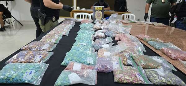Senad incauta cerca de 50.000 dosis de éxtasis y detiene a un dominicano - Policiales - ABC Color