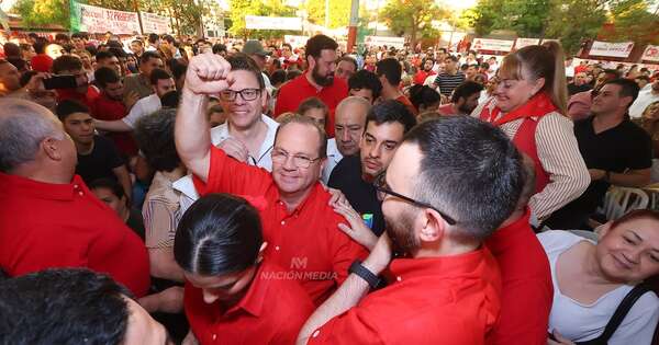 La Nación / Camilo Pérez participa hoy de una jornada comunitaria en el barrio Roberto L. Pettit