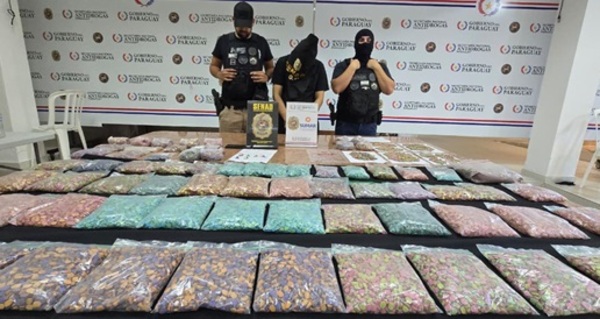 Golpe al éxtasis: Cae barbero dominicano con 50.000 dosis