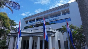 Déficit fiscal alcanza 0,5% del PIB a febrero y responde a caída de ingresos - El Trueno