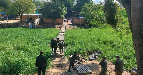 La Nación / Gendarmería desmantela puentes ilegales entre Formosa y Paraguay