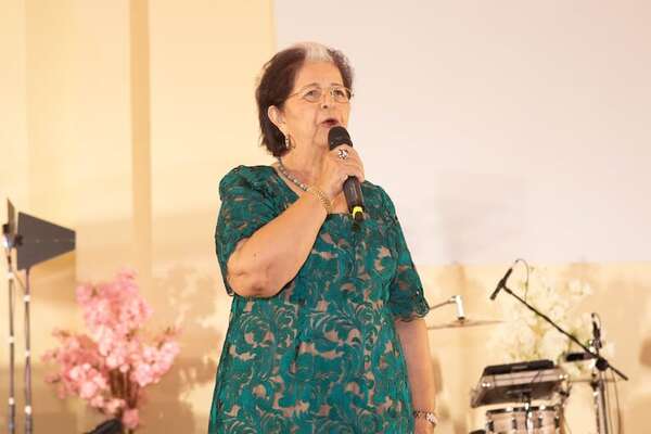 Confirman el fallecimiento de la presidenta de la asociación de docentes jubilados - Nacionales - ABC Color