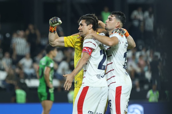 Popular / El Ciclón sopló fuerte en la Huerta y sigue con la esperanza viva