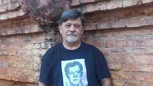 Ricardo Flecha, el juglar que inició con su arte y compromiso en un escenario escolar