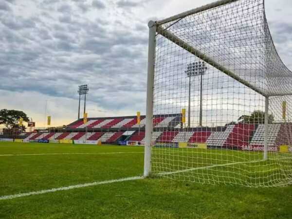 San Lorenzo recibe a Nacional en el Gunther Vogel