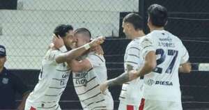 La Nación / Remontada agónica del Ciclón